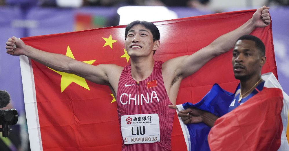 马竞本轮联赛大名单：格列兹曼、阿尔瓦雷斯在列